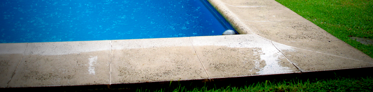 Nage à contre courant piscine