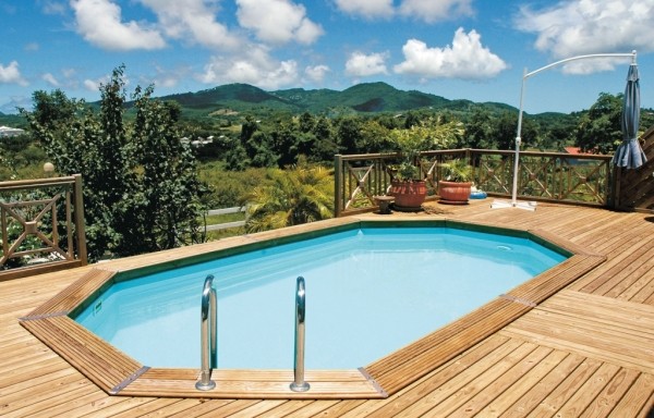piscine bois 83470